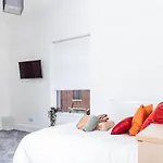 Brown Ball Holiday home