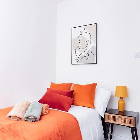 Brown Ball * Barrow-in-Furness