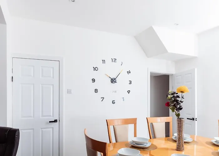 Brown Ball בית נופש *