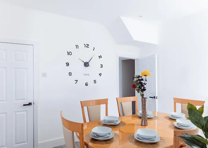 Brown Ball בארו אין פרנס