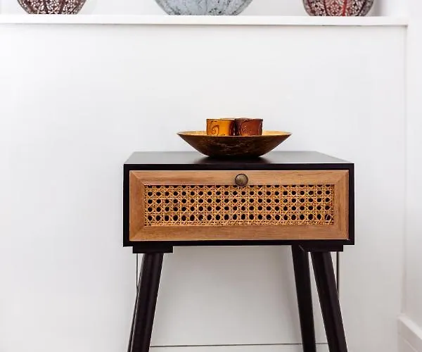 Brown Ball * בארו אין פרנס