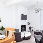 Σπίτι διακοπών Brown Ball *