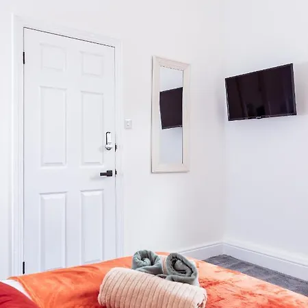 Brown Ball * Barrow-in-Furness